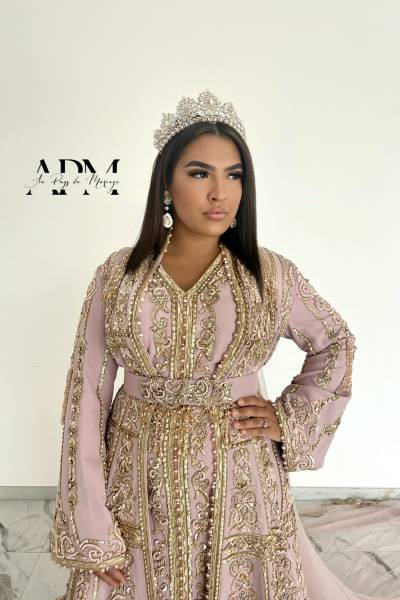 Takchita Amla prestige à Lyon